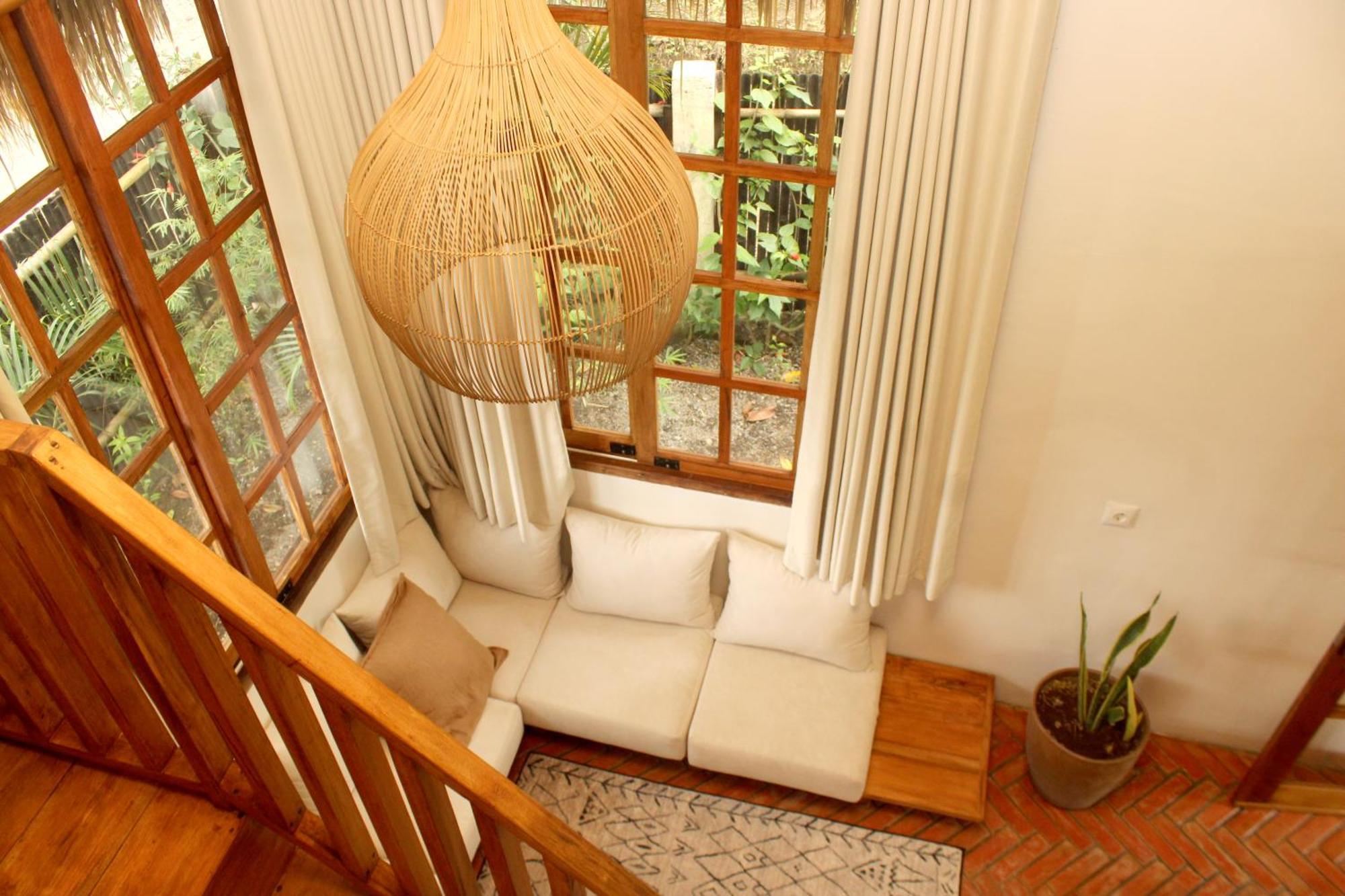 Santai House Apartamento Tetebatu Exterior foto