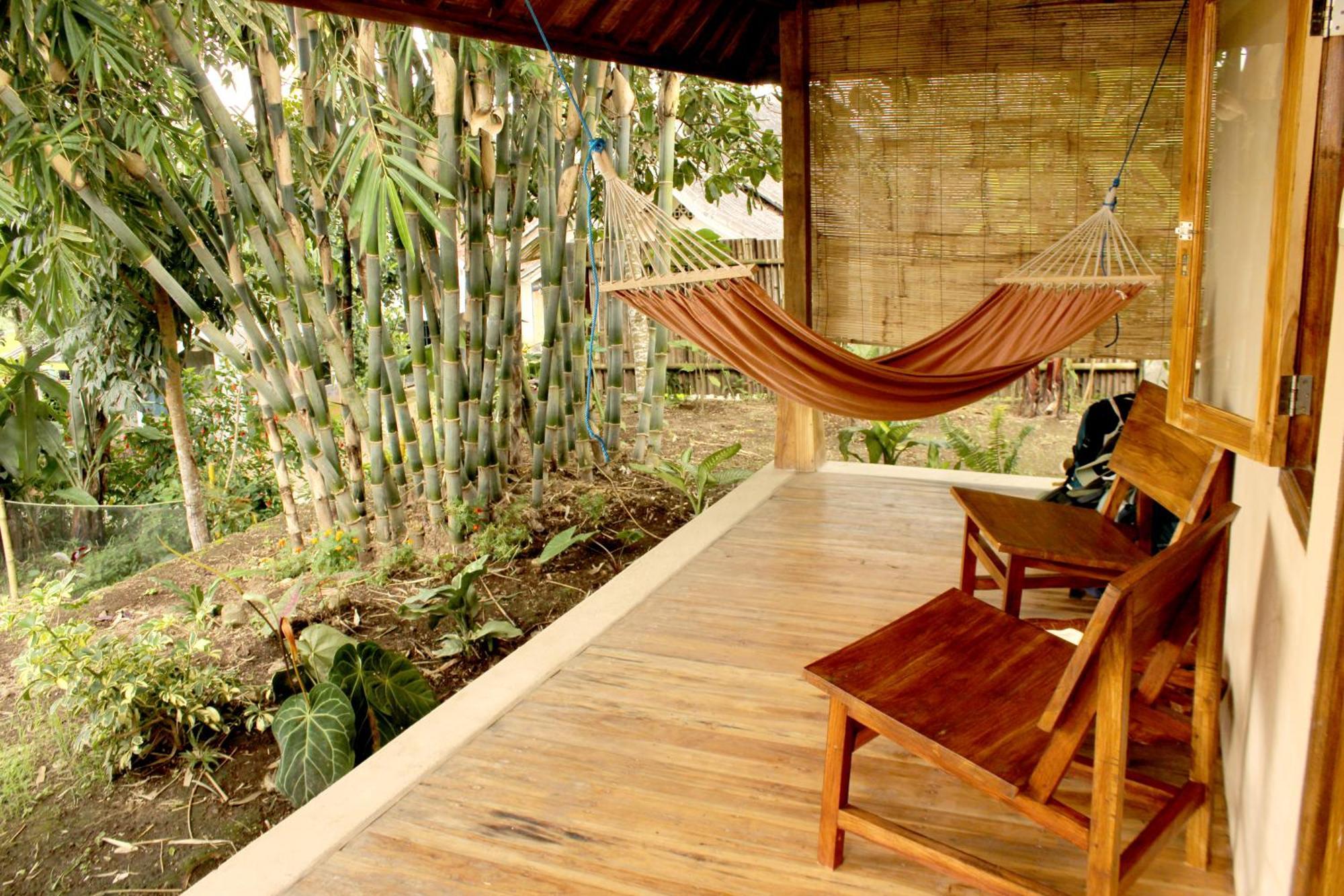 Santai House Apartamento Tetebatu Exterior foto
